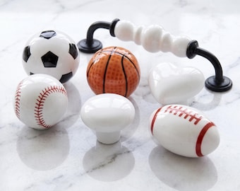 Boutons de meubles à motifs de ballons de sport, poignées de tiroir en forme de ballons de football, de basketball, de baseball et de football américain, décoration pour chambre d'enfant, poignées de commode sur le thème du sport