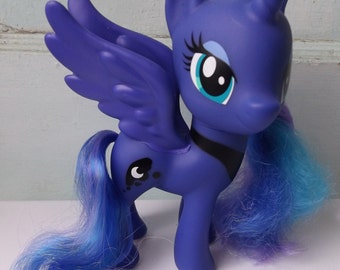 G4 My Little Pony Princesse Luna Nightmare Fashion Style