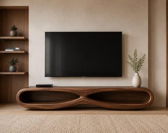 彫刻的なウォールナット製テレビ台、オーガニックなメディアコンソール、手作りのエンターテイメントセンター、モダンでラグジュアリーなユニット
