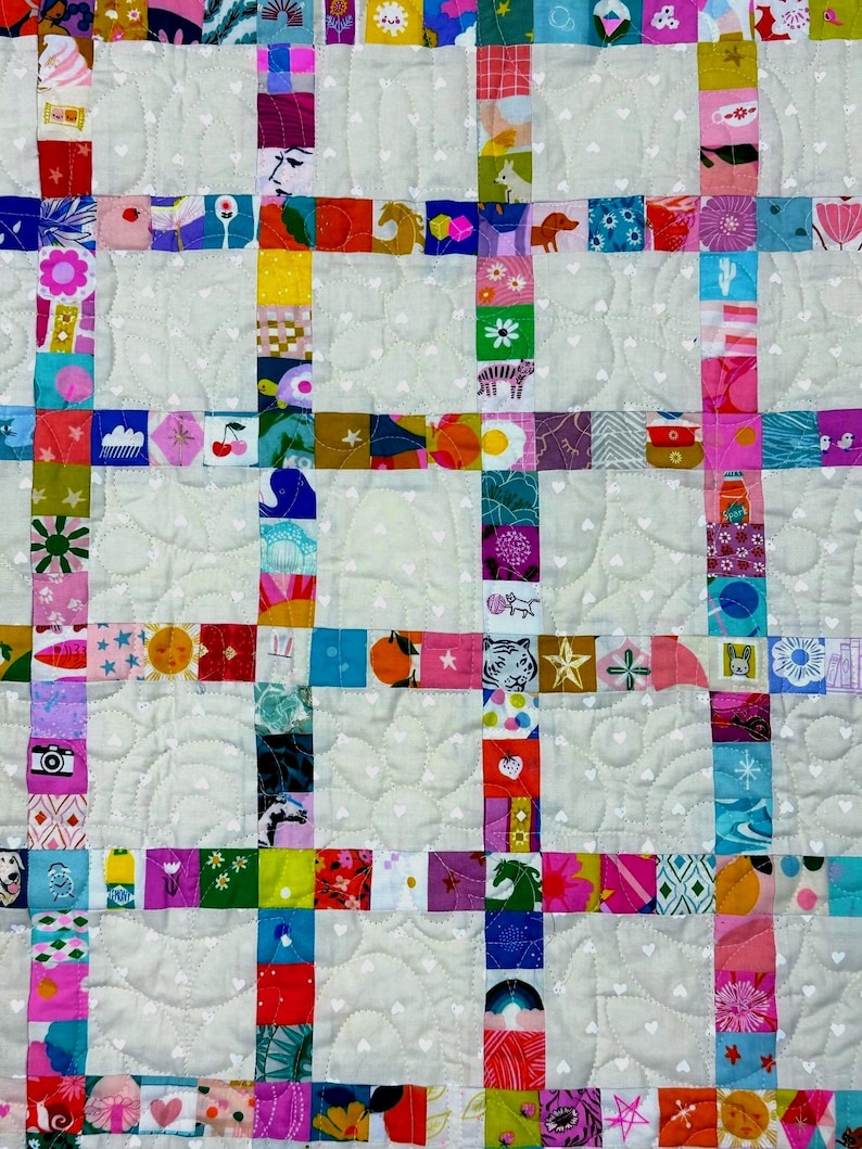 Modello di trapunta filatelica, francobollo moderno, patchwork, taglio di precisione, facile da realizzare immagine 7