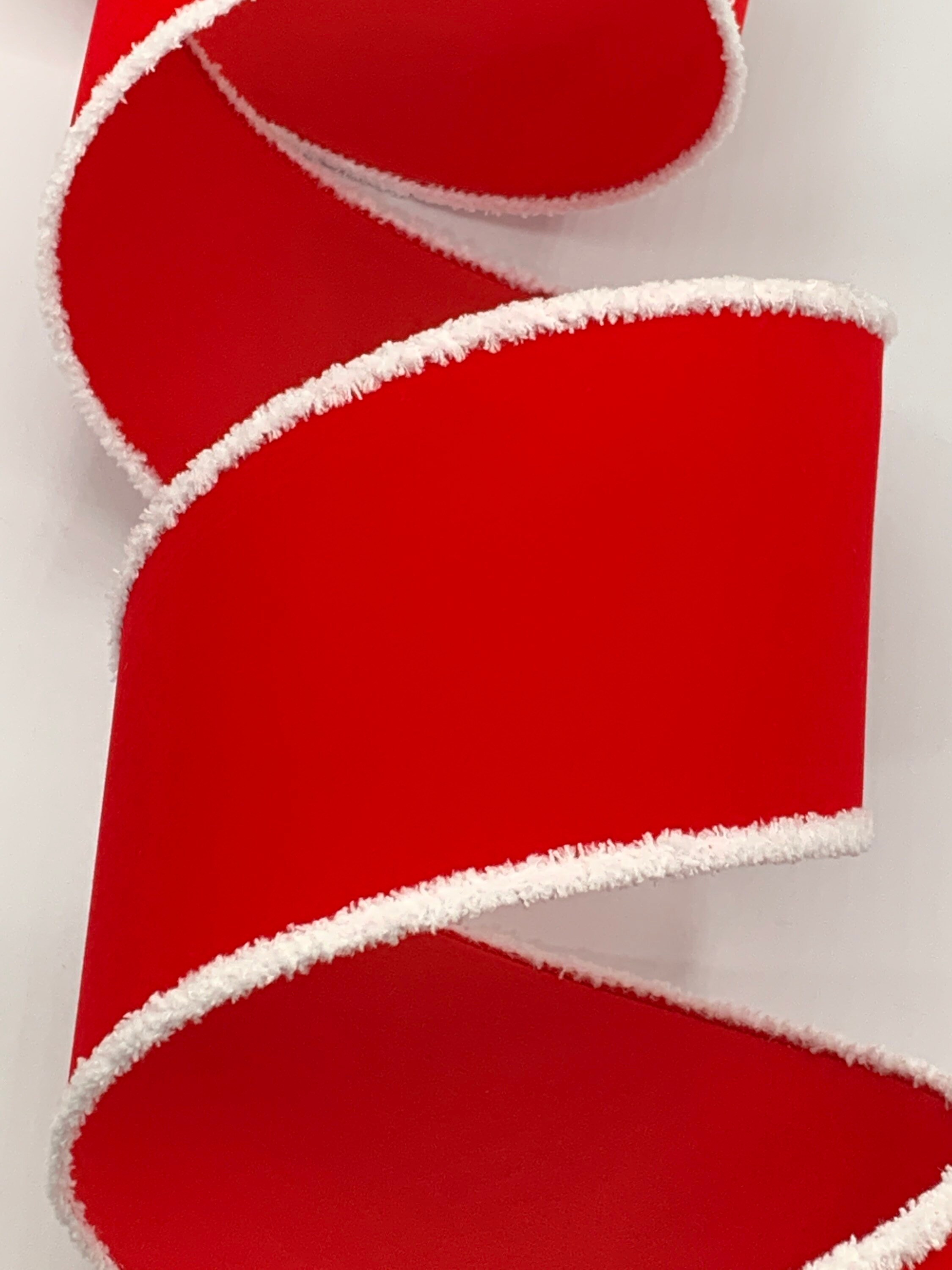 Farrisilk 4 X 10 YD Red Velvet Santa Wired Ribbon in Red, Gold and Wh –  DecoratorCrafts