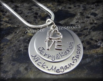 Personalized Mothers Necklace - Mother of Three