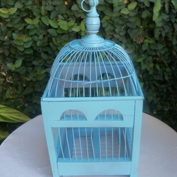 Shabby chic Aqua Birdcage / jaula de madera angustiado / Vintage colgante jaula
