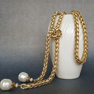 chunky gold chanel necklace pearl