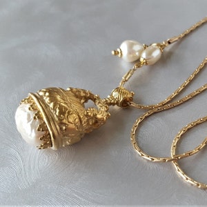 Baroque Pearl Necklace, Ornate Gold Fob, Mothers Day Gifts, Beautiful Gifts for Her, Victorian Style, Mom, Baroque Pearl Jewelry veryDonna