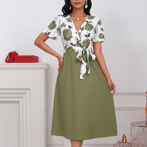 Robe Midi à Imprimé Floral & Taille Nouée