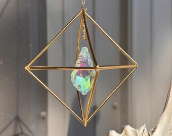 Sonnengebet | Gothic Knochen Sonnenfänger | Reeigned Jawbone Kristall zum Aufhängen