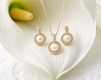 Imitation Pearl Set