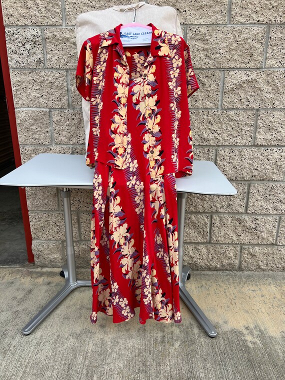 Vintage Red Silk Hawaiian Dress Co-ord - 2 pieces… - image 4