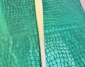 wooden mini bat