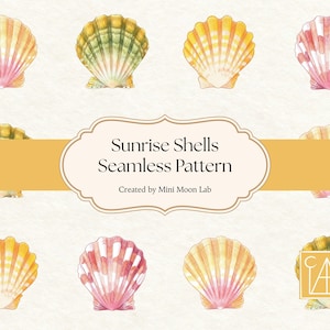 Pode incluir: Um padrão contínuo com ilustrações em aguarela de conchas em forma de leque em tons de amarelo, laranja, rosa e verde. Uma faixa dourada horizontal central exibe o texto Sunrise Shells Seamless Pattern Created by Mini Moon Lab.