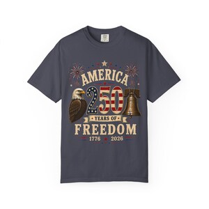 Amerika 250 Jahre Freiheit T-Shirt, Patriotisches Adler-Freiheitsglocken-T-Shirt (1776-2026) Bild 5