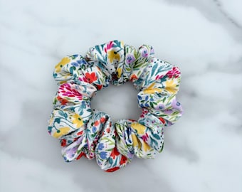 Bright Blossoms Scrunchie | Silk