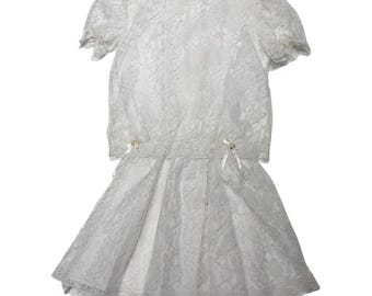 Vintage Winnie Puuh Spitzenkleid, Größe 6, Weiß, Blumenmädchenkleid zur Taufe, Hergestellt in den USA