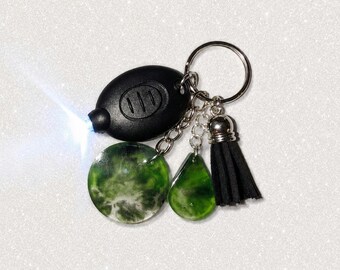 Glow-in-the-Dark Keychain Green 2