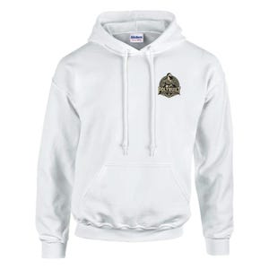 Peut inclure: Un sweat-shirt à capuche blanc à manches longues avec une poche kangourou sur le devant et des cordons de serrage blancs assortis. Sur la poitrine gauche, un logo circulaire représente une silhouette barbue avec le texte POLYBUILT DIFFERENT.