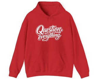 Question Everything Hoodie | Minimalistische hoodie met grafische print