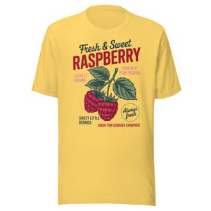 Retro Raspberry T-Shirt, Vintage Fruit Graphic Tee, Fresh & Sweet Raspberry Shirt, Summer Berry Tee, Cottagecore Fruit Shirt