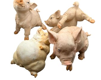 Set di 4 statuette di maiali vintage in resina rosa, decorazione stile rustico.