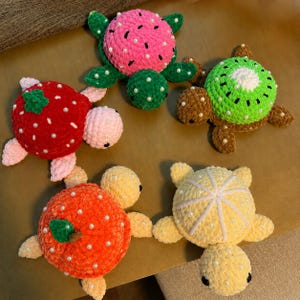 6-i-1 fruktsköldpadda virkmönsterpaket PDF | Nybörjarmönster för amigurumi-sköldpadda utan sömnad | Söt mini fruktsköldpadda plysch | DIY-virkad leksak