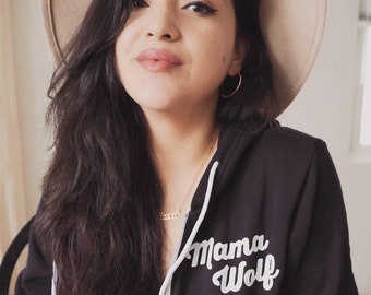 MAMA WOLF - UNISEX hooded fleece sweatshirt