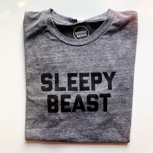 SLEEPY BEAST - UNISEX