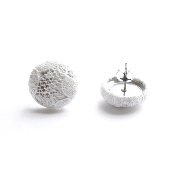 White Lace Fabric Covered Button Earrings, wedding earings, white jewelry, fabric earring, bridal earrings, bridal jewelry