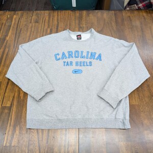 VTG 90er Jahre Nike Team UNC North Carolina Tar Heels Rundhals Sweatshirt groß grau uns Bild 2