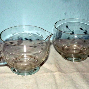 vintage Glaskännchen und Glasschale mit Schliff