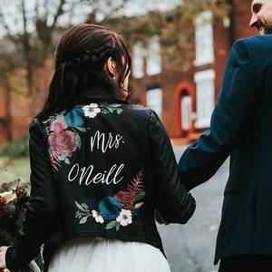 Personalised Jacket Painting, Custom Painted Leather Bridal Jacket, Floral Dahlia Design Wedding Jacket, Bespoke Artwork, Calligraphy, UK
