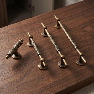 Tiradores y pomos para cajones de latón antiguo moleteado, herrajes industriales vintage para muebles, tiradores en forma de T, juego de pomos para armarios de cocina.