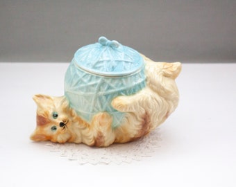 Vintage White Cat Kitten Playing with a Ball of Yellow Yarn Ceramic Cookie Jar
