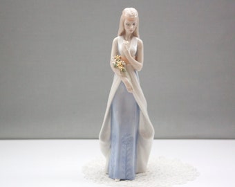 Vintage Royal Doulton Figurine, Sweet Bouquet HN 3000 1988, BOHO Elegant Slender Lady 13"