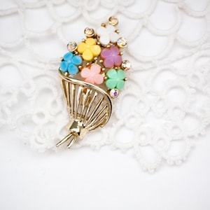 Vintage Costume Jewelry Basket of Flowers Brooch with Colorful Flowers and Rhinestones