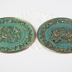 Vintage Elpec Brass Wall Hanging Plates Tavern Pub Scene Made in England