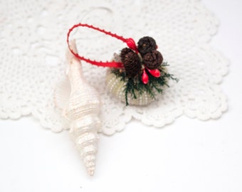 Vintage Christmas Ornaments, Sea Shell Tree Ornaments