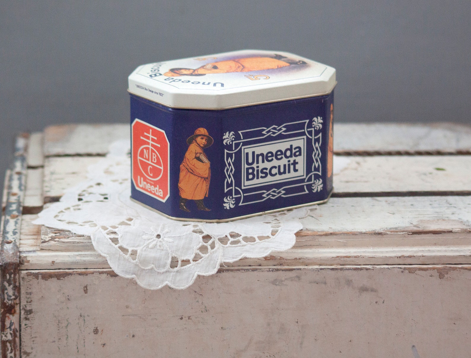 Vintage Nabisco Uneeda Biscuit Tin Can Withboy in Raincoat Etsy