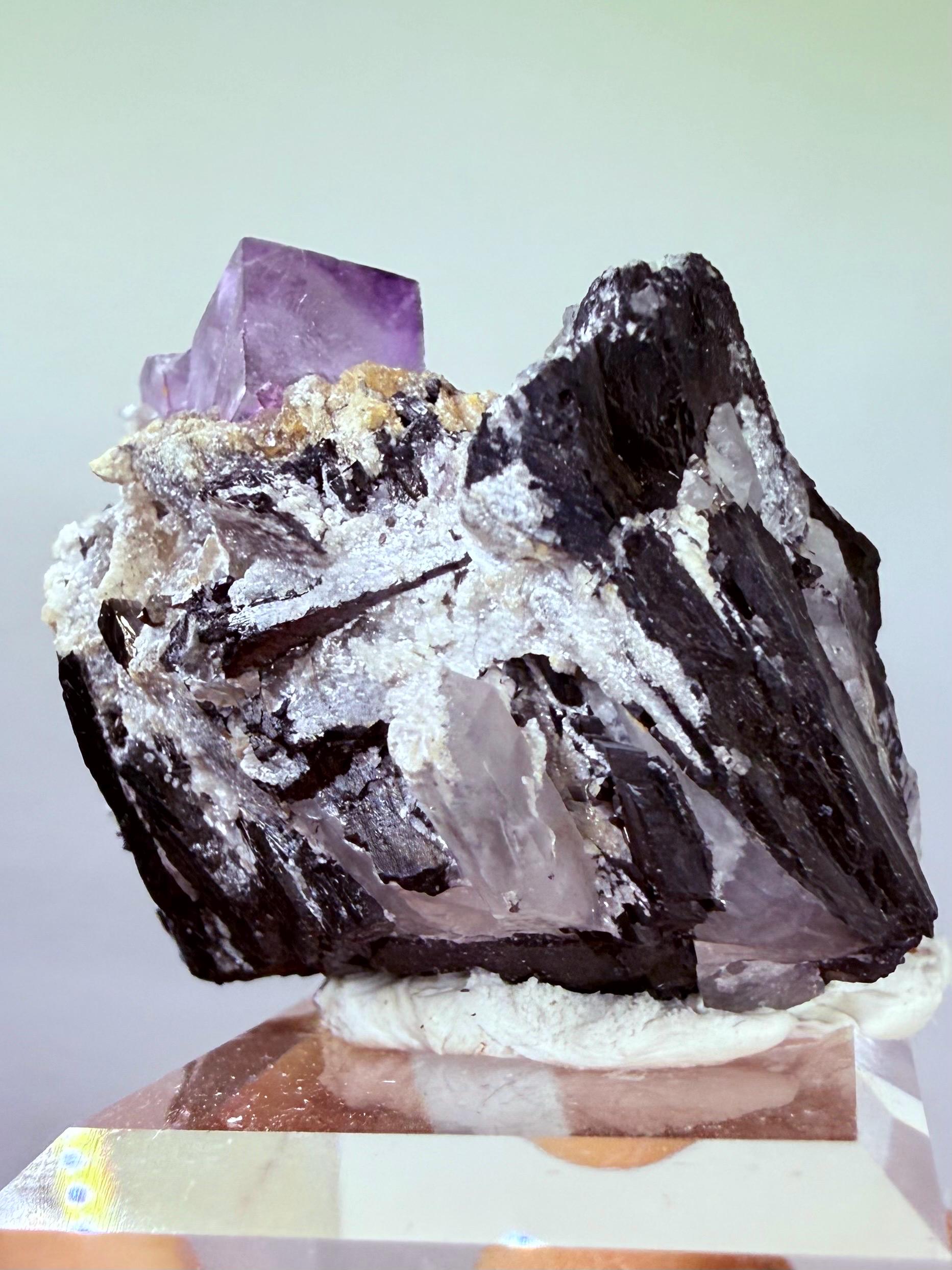 Wolframite - Etsy 日本