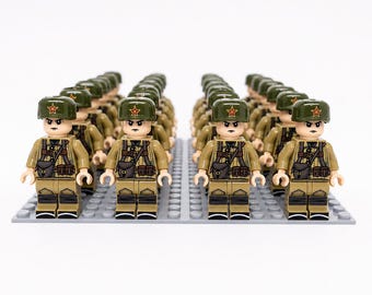 24 Soldats Soviétiques WW2 Compatibles LEGO® + 24 Fusils + Plaque Support 12,5 x 12,5 cm Militaires Guerre Mondiale Diorama & Collection