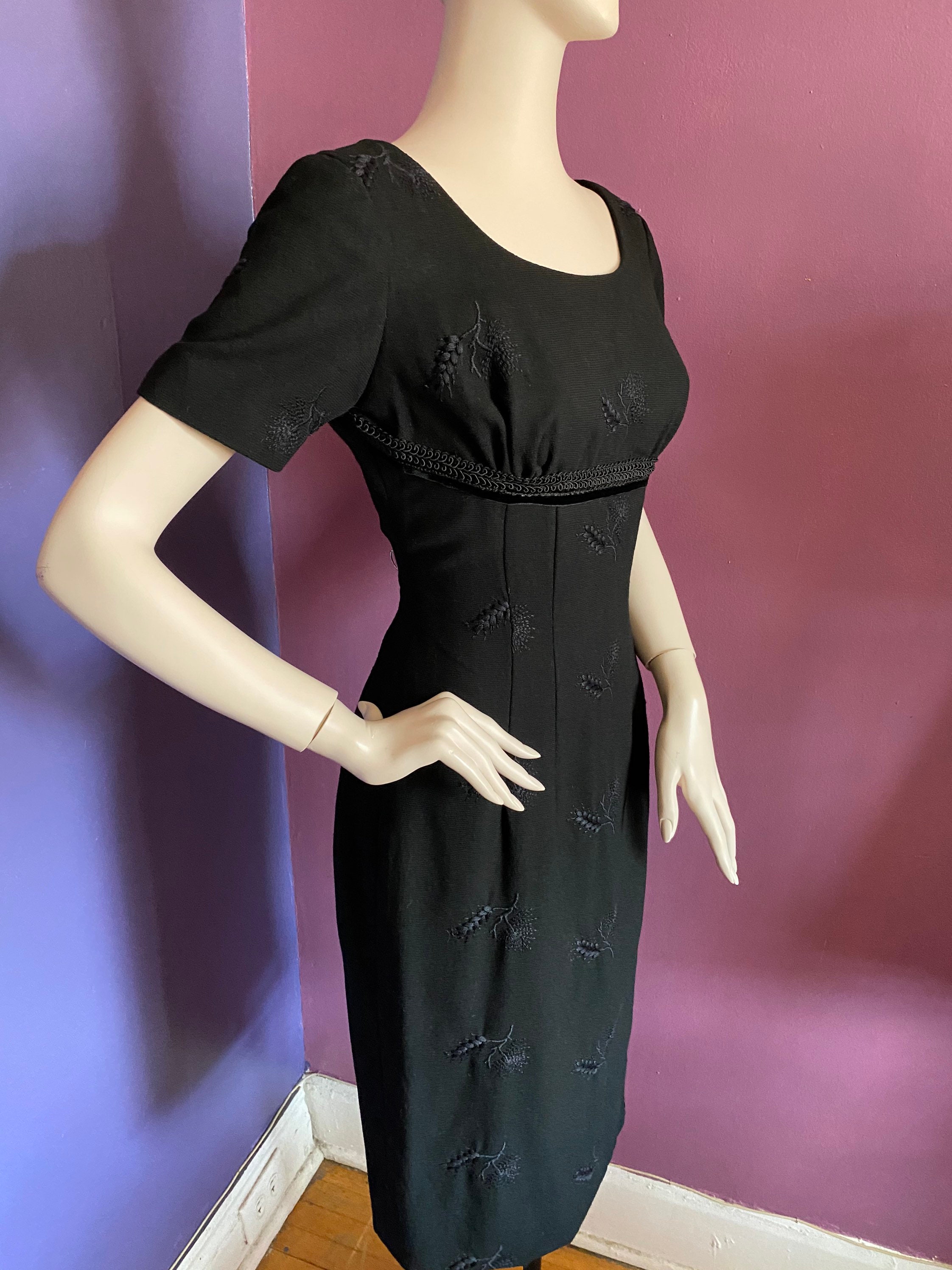 Vintage 1950s Embroidered Black Wiggle Dress Designer LBD S - Etsy