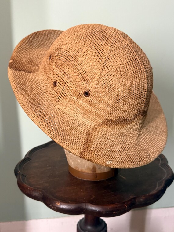 Vintage 1960s Pith Helmet Straw Safari Hat - Etsy display picture 1