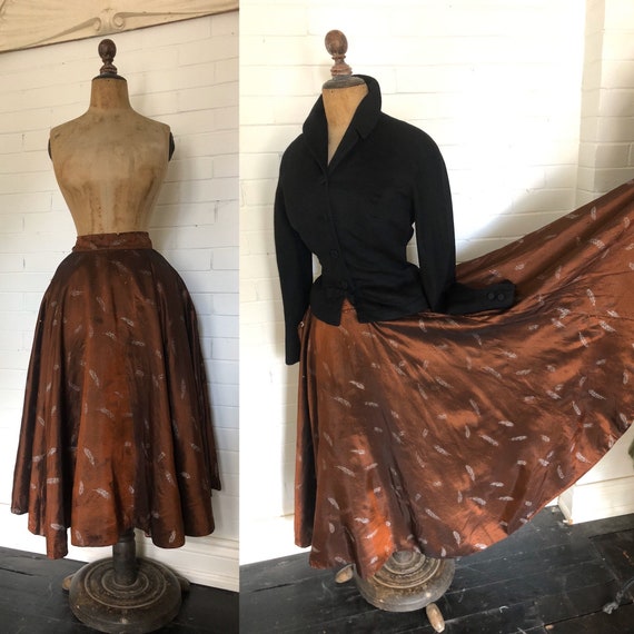 Vintage 1950s Feather Print Circle Skirt M