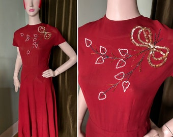 Robe vintage des années 40 en perles rouille L