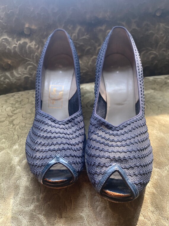 1950s Navy Mesh Peeptoe Pumps 10AA - image 4