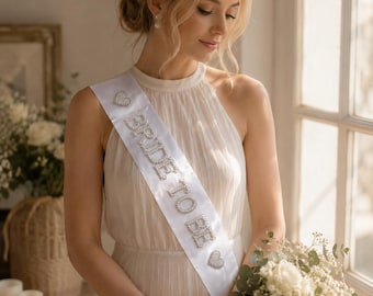 Bride to Be Pearl Sash, Custom Bridal Sash, Bachelorette Party Favors, Personalized Sash, Bachelorette Party Sash, Custom Sash, Party Favors