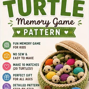 Könnte beinhalten: Eine Häkelanleitung für ein Schildkröten-Memory-Spiel mit dem Text CROCHET TURTLE Memory Game PATTERN. Das Bild zeigt einen grünen gehäkelten Behälter, gefüllt mit zwanzig kleinen, bunten gehäkelten Schildkröten und einer blau gepanzerten.