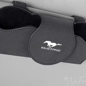 Ford Mustang Mocka Solskydd Solglasögon Hållare Glasögonfodral Klämma Förvaring