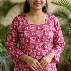 Pink Batik Print Cotton Tunic Top, Square Neck Paisley Indian Kurti, Women's Boho Floral Summer Blouse, Handmade Casual Lounge Shirt