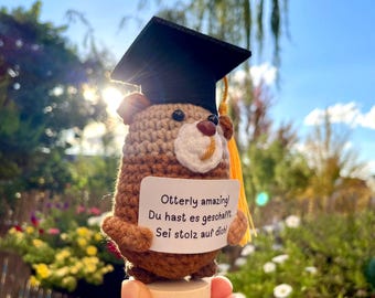 Loutre porte-bonheur avec toque de diplômé | Loutre positive personnalisée | Cadeau de fin d'études pour le baccalauréat, la licence, le master et les examens