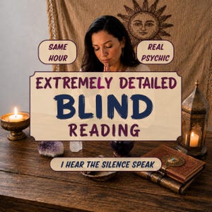 Puede incluir: Una mesa de madera con una vela encendida en un cuenco dorado, un cristal morado, una esfera oscura, un farol de metal con una vela y un libro encuadernado en cuero. Texto: SAME HOUR, REAL PSYCHIC, EXTREMELY DETAILED BLIND READING, I HEAR THE SILENCE SPEAK.
